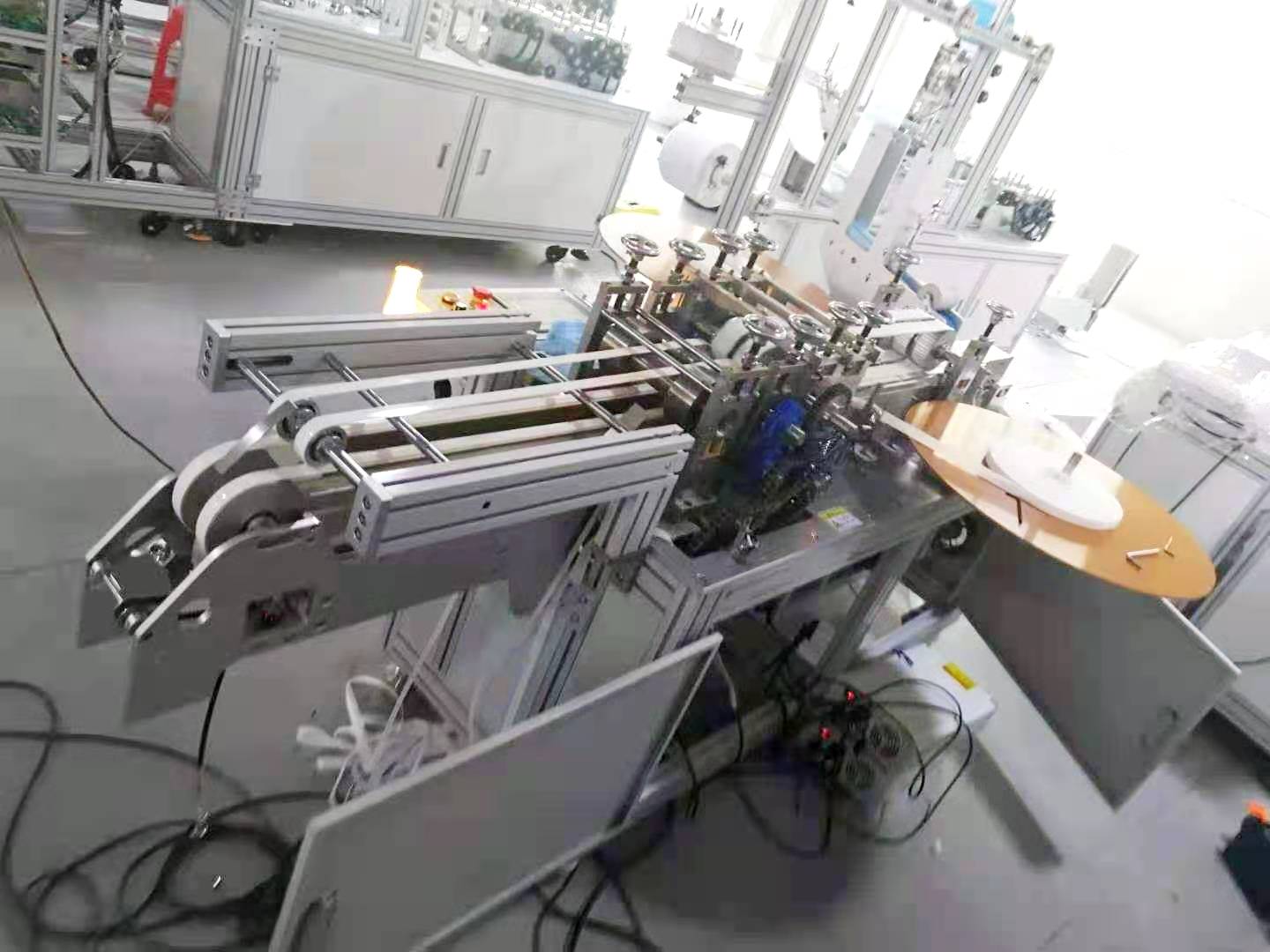 WechatIMG525 Tie Type On Mask Welding Machine